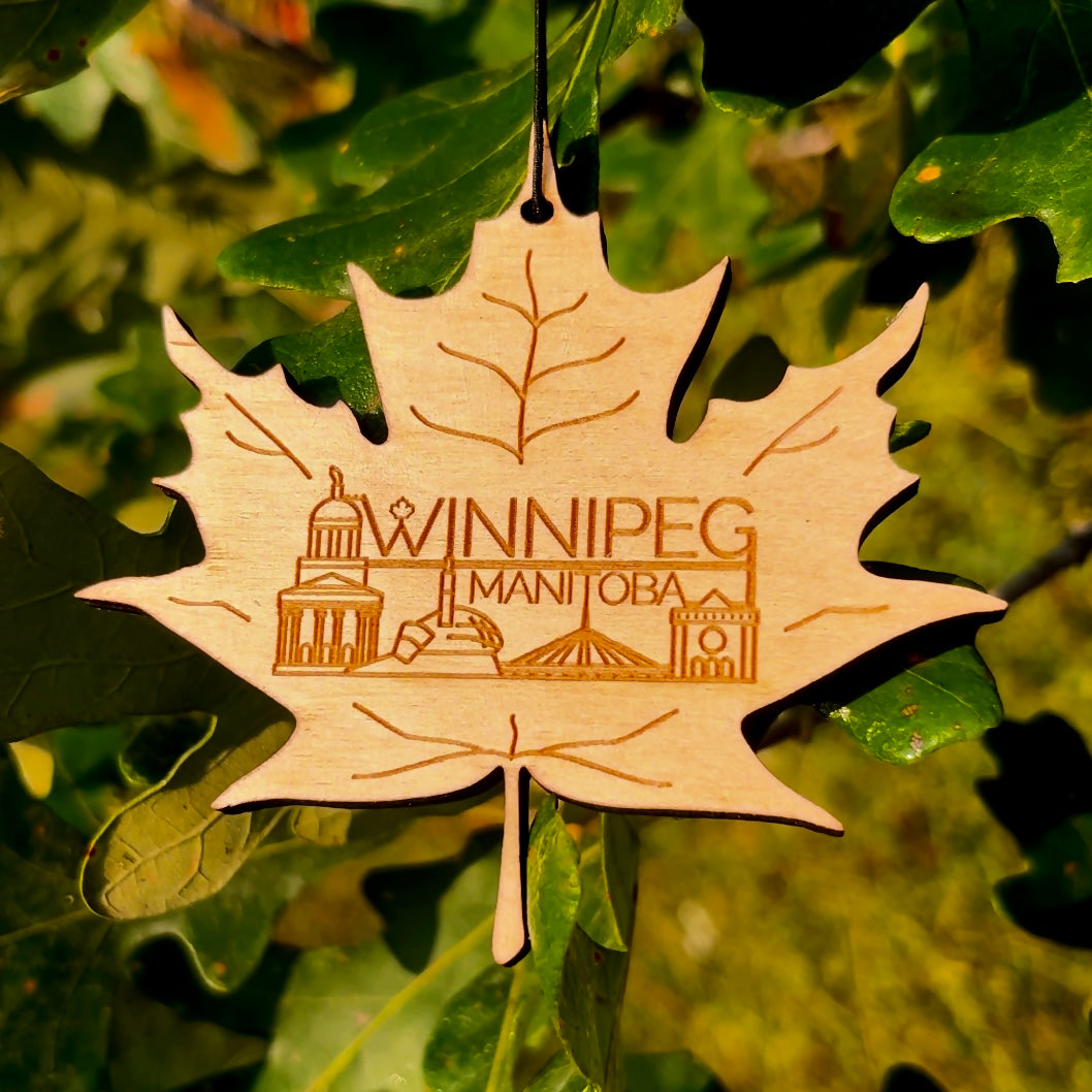 Maple Leaf Winnipeg Skyline – Rescentable Wood Car Air Freshener